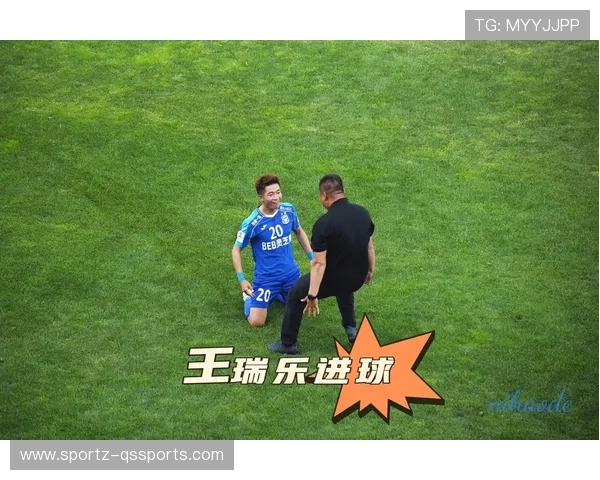 踢足球时必知的几位传奇球星名字和他们的精彩瞬间